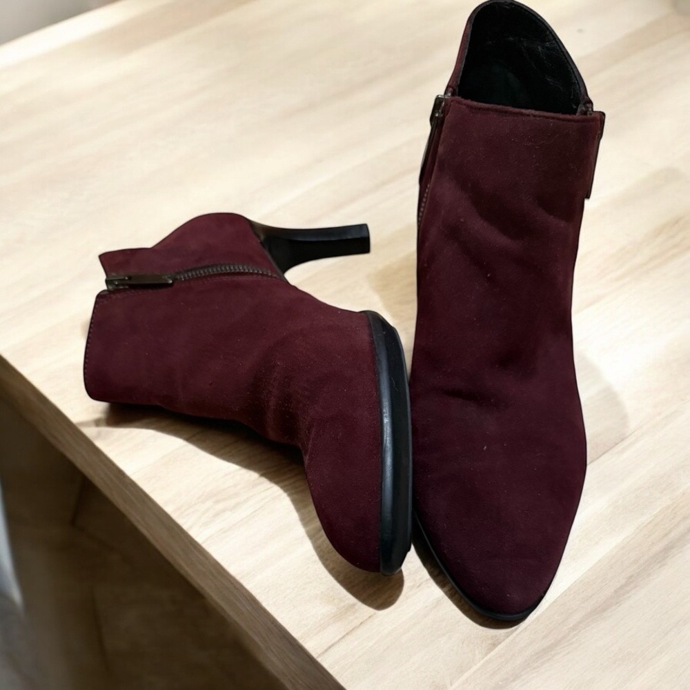 Aquatalia Suede Ankle Boots Deep Burgundy Size 7.5